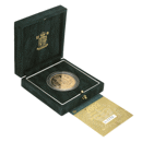 Pre-Owned 2002 UK Shield Brilliant Uncirculated £5 Gold Coin