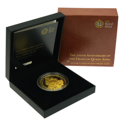 Pre-Owned 2014 UK 300th Anniversary of The Death of Queen Anne Gold-Plated Proof Silver £5 Coin - VA