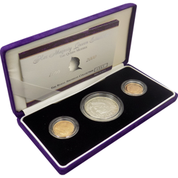 Pre-Owned 2000 UK Queen Mother 100th Birthday Sovereign & Crown Gold & Silver Coin Collection