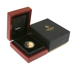 Pre-Owned 2013 St. Helena East India Company Proof Guinea Gold Coin - Scratched Capsule