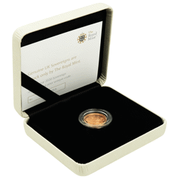 Pre-Owned 2020 UK VJ Day Brilliant Uncirculated Full Sovereign Gold Coin