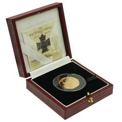 Pre-Owned 2006 UK Victoria Cross ‘The Award’ 50p Proof Gold Coin
