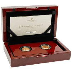 Pre-Owned UK Queen Elizabeth II and King Charles III Full Sovereign Gold 2-Coin Set - Missing Outer 