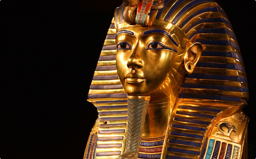 Tutankhamun's death mask