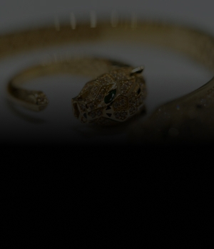 Serpent gold ring